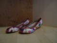 Sommerschuhe mit niederem Absatz